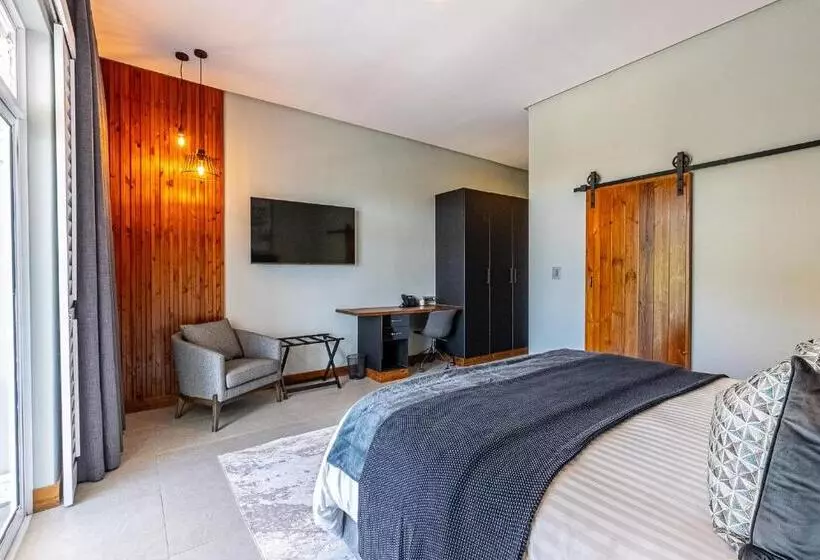 Beach Wood Boutique Hotel & Resort