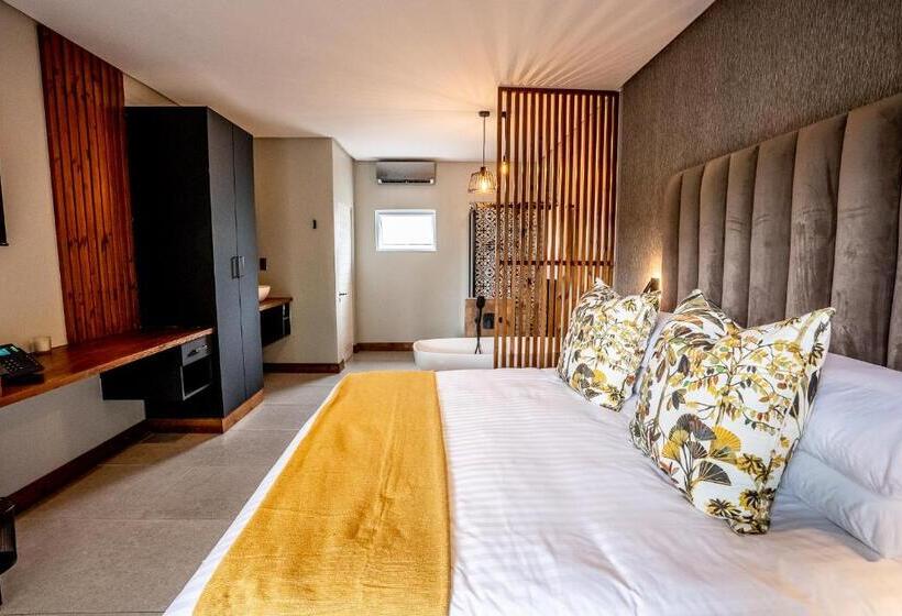 Beach Wood Boutique Hotel & Resort