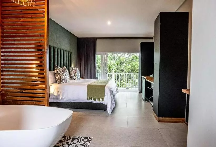 Beach Wood Boutique Hotel & Resort