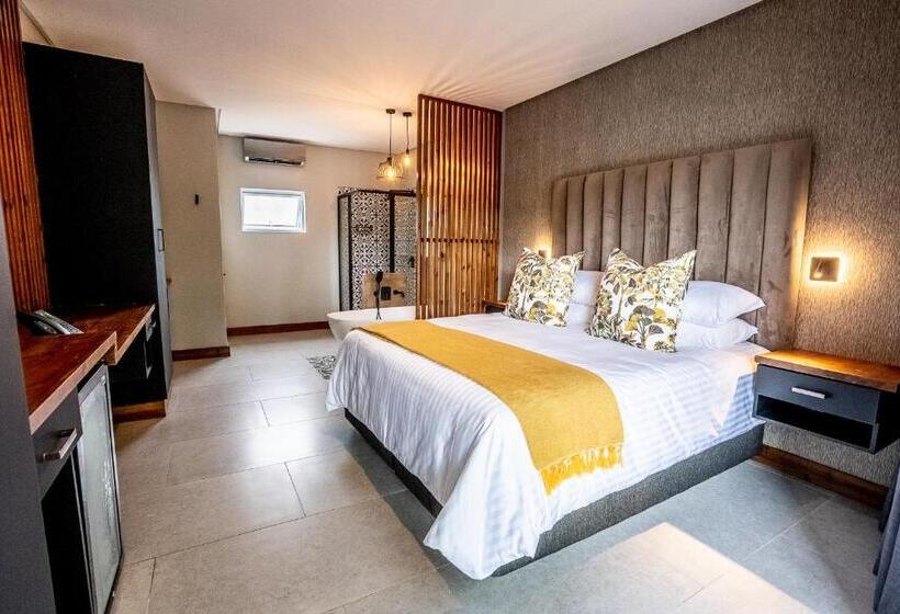 Beach Wood Boutique Hotel & Resort