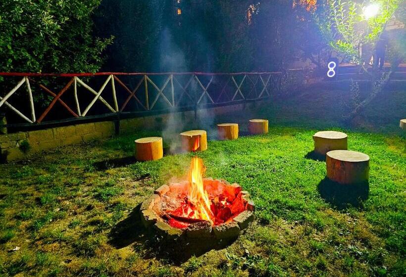 Отель Marina Heights