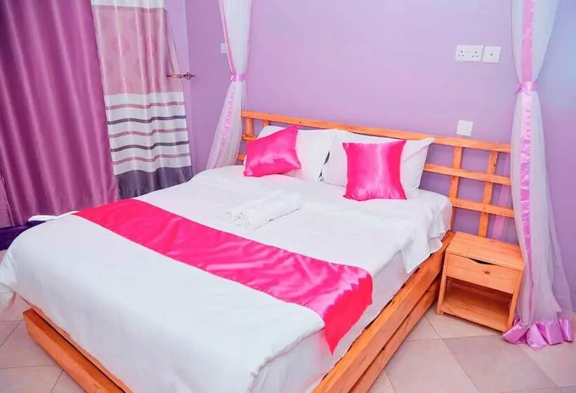 هتل Westway Luxury Suites