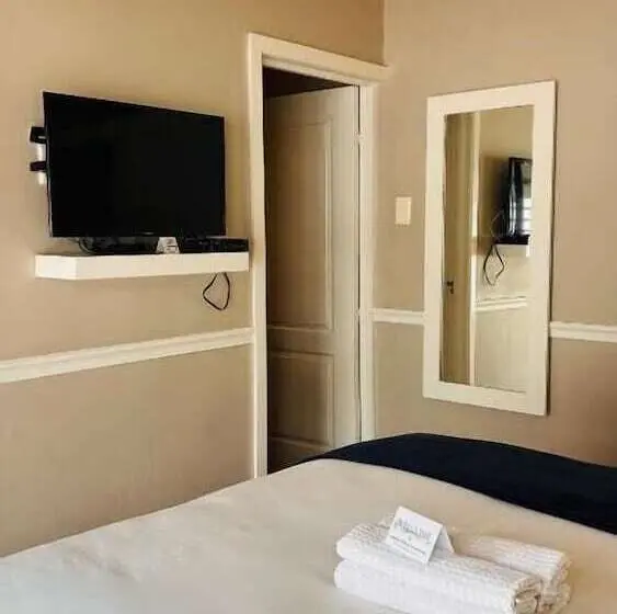 ペンション Hidden Villas Self Catering Guesthouse