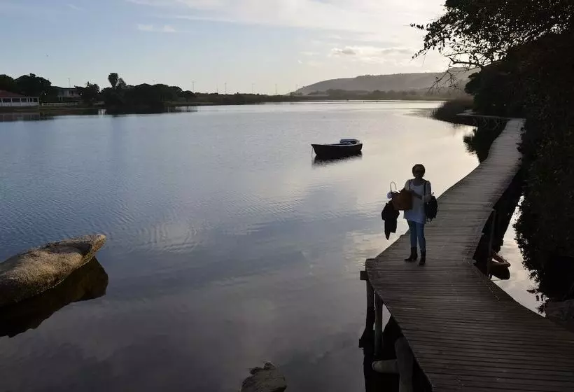 Majatalo Serenity Ocean Lodge