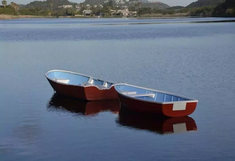 Majatalo Serenity Ocean Lodge