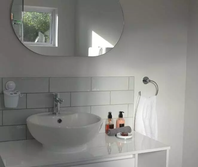 Majatalo Serenity Ocean Lodge