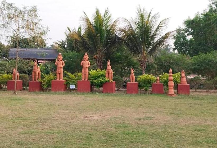 Pipul Odi Museum Resort