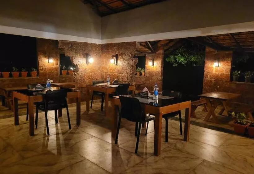 The Dandelion   Colonels Jungle Resort