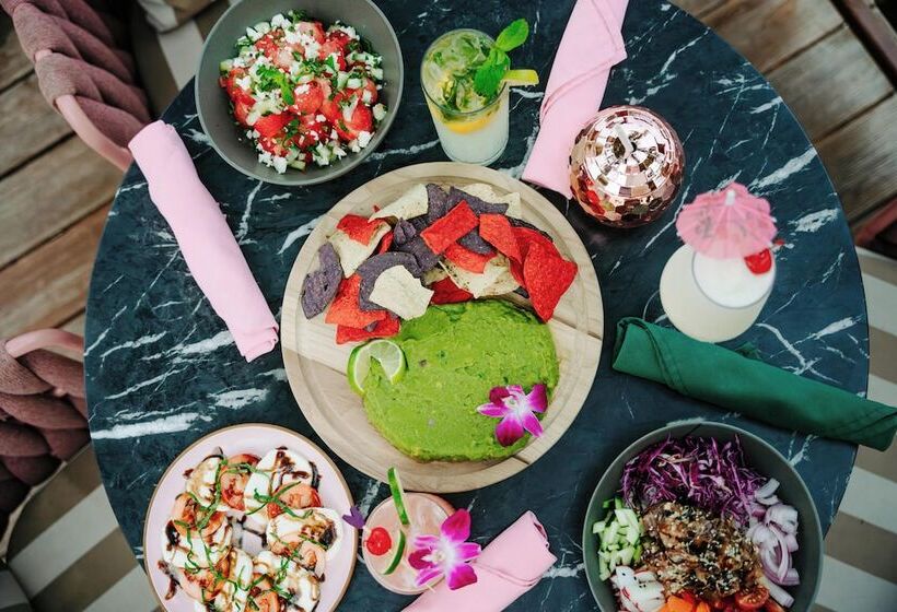 The Pink Palm Hotel   Adults Only