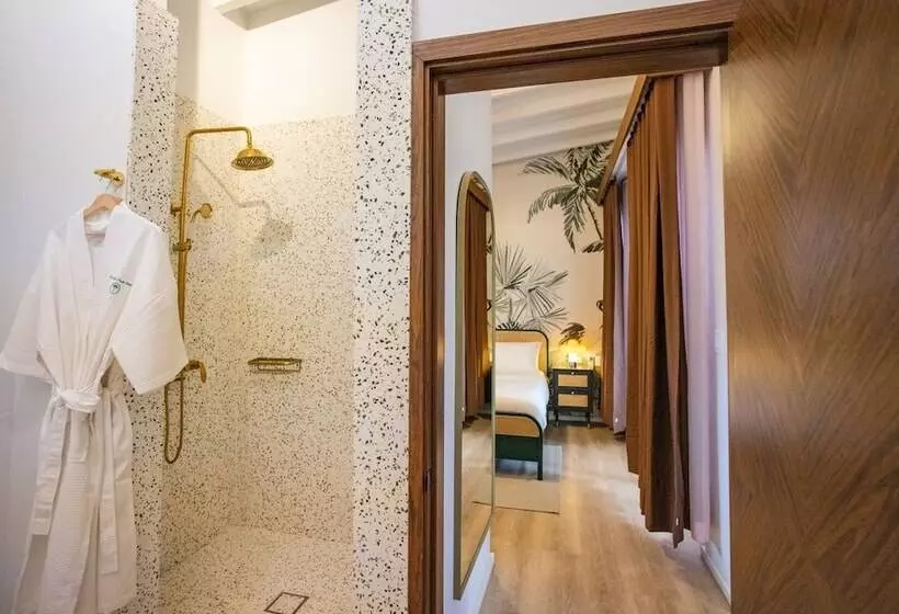 The Pink Palm Hotel   Adults Only