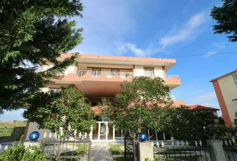 ユースホステル Vila Bendo