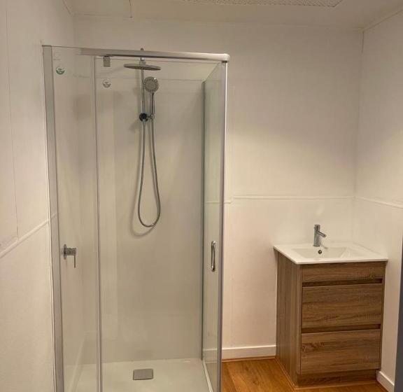 Отель Heritage Highway Holiday Home