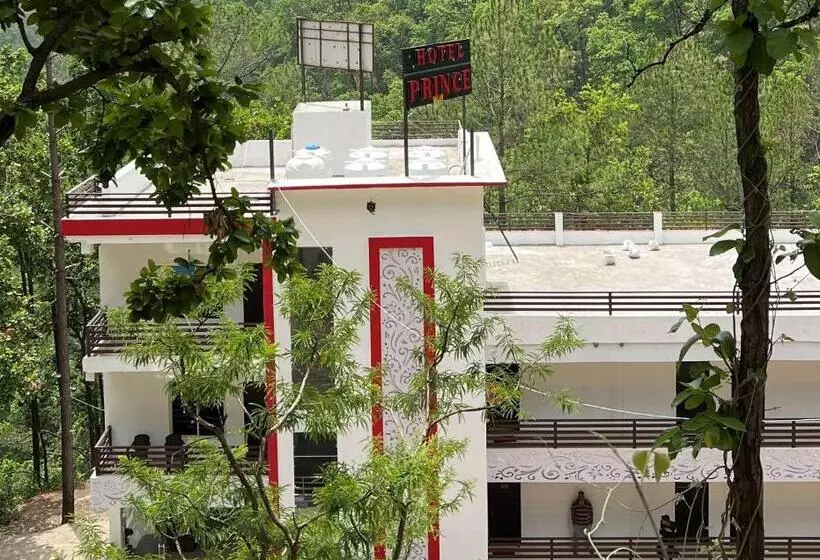 ホテル Prince Valley