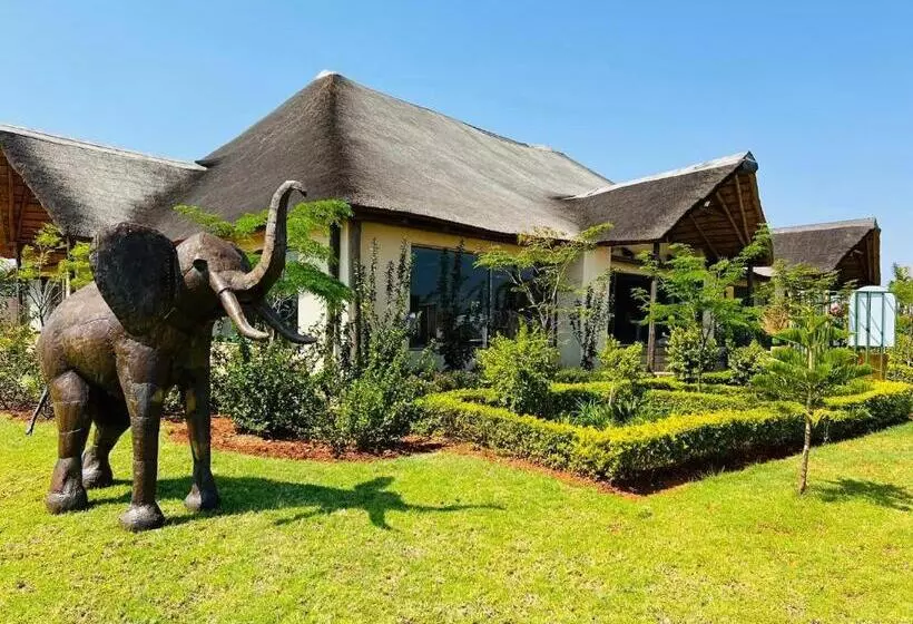 ホテル The Bridge Boutique Lodge