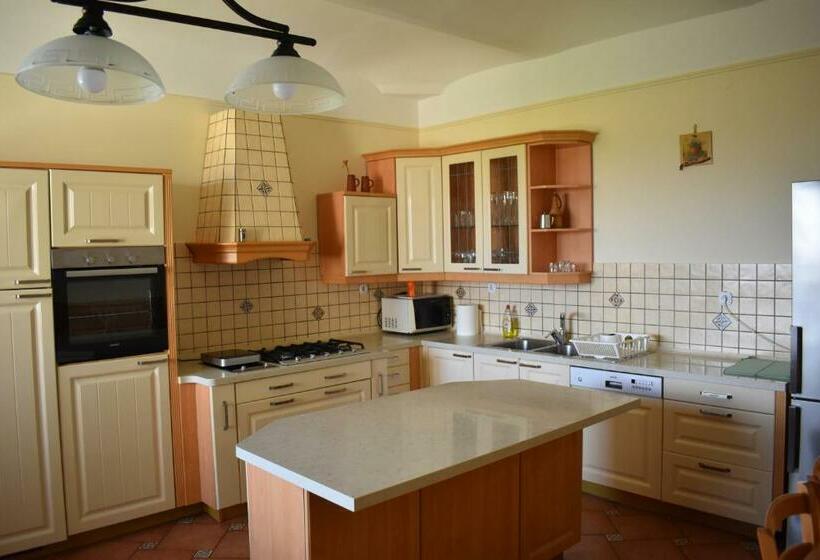 Hostel Kmetija Frangež