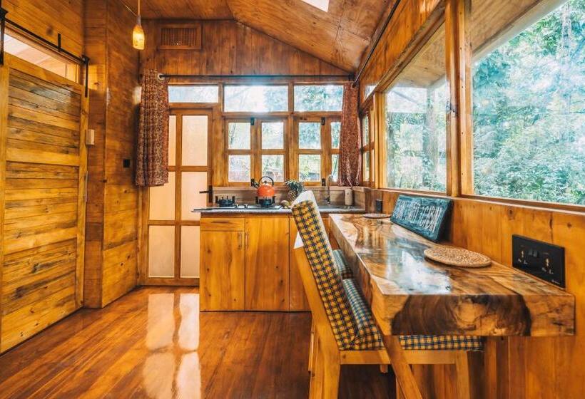 בית מלון כפרי River Off Grid Eco Cabins