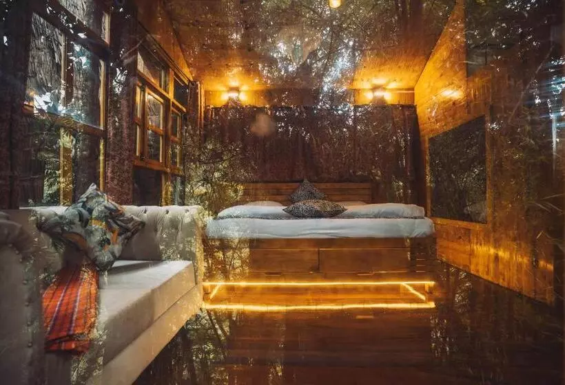 ホテル River Off Grid Eco Cabins