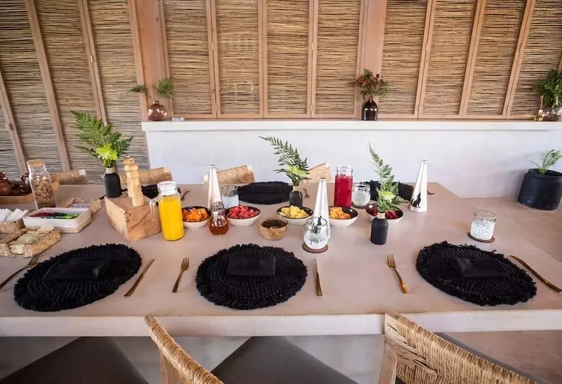 Hotelli El Perdido Desert Dream