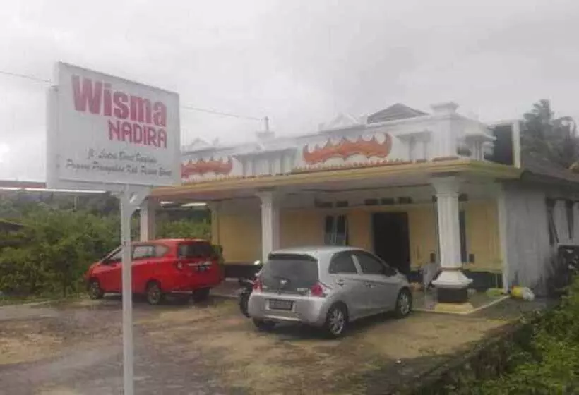 Hotelli Spot On 91371 Wisma Nadira