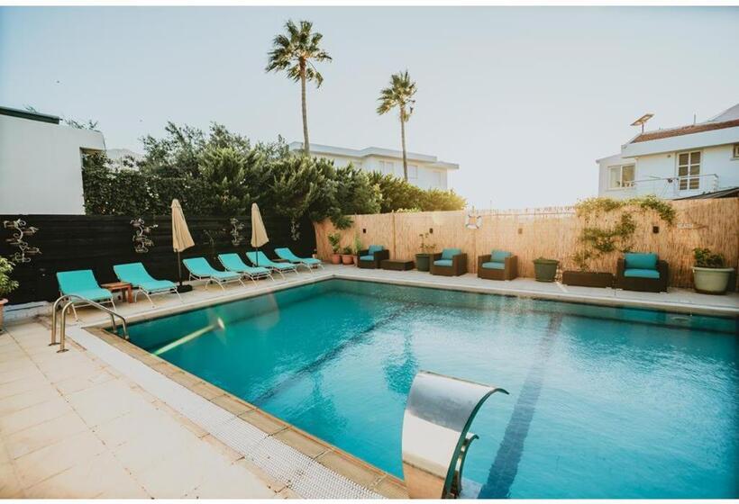 בית מלון כפרי Sunside Inn