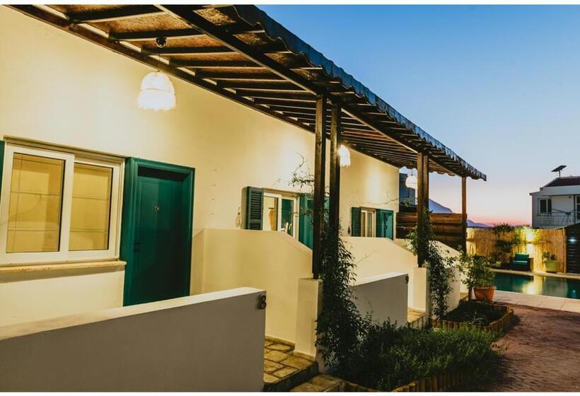 בית מלון כפרי Sunside Inn