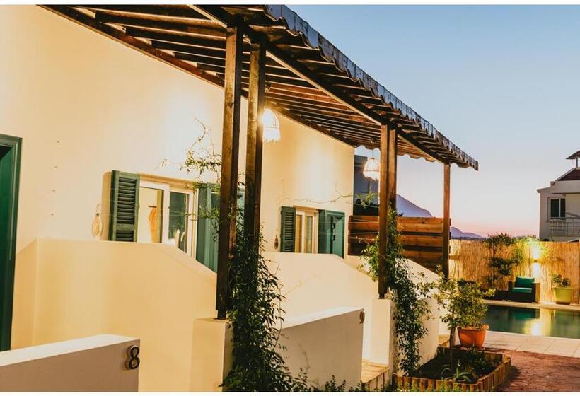 בית מלון כפרי Sunside Inn