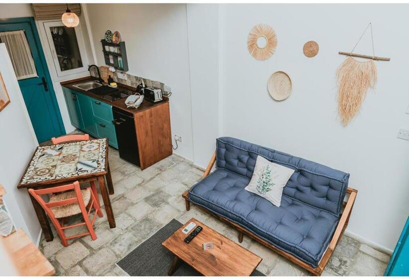 בית מלון כפרי Sunside Inn