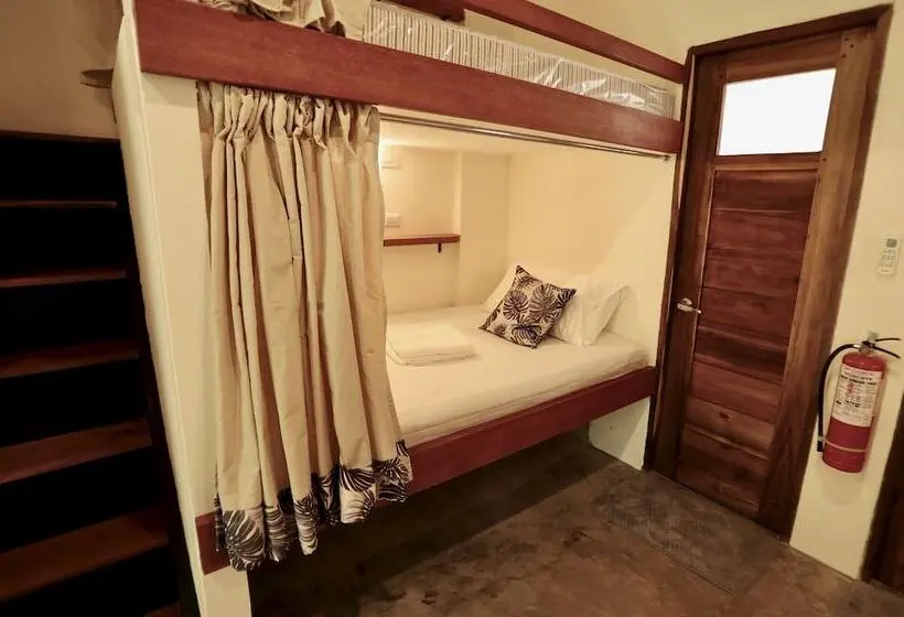 Lafinca Hostel Siargao