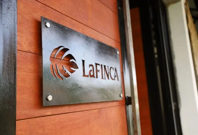 Lafinca Hostel Siargao