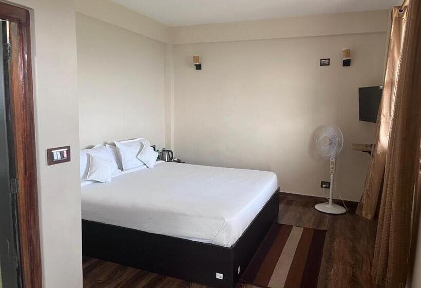 مُتل Joyous Rooms