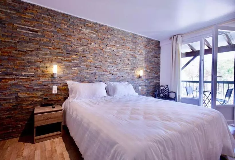 Отель Auberge Val Moureze Hôtel & Spa