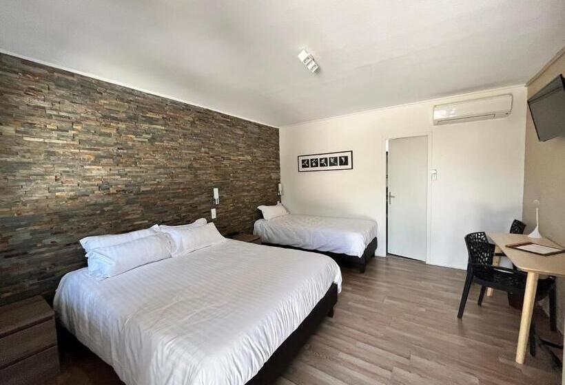 בית מלון כפרי Auberge Val Moureze Hôtel & Spa