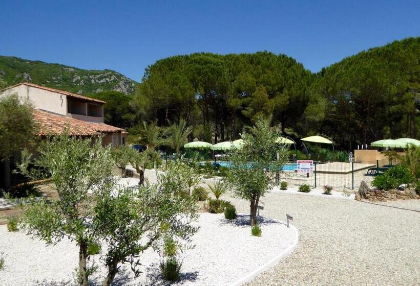 בית מלון כפרי Auberge Val Moureze Hôtel & Spa