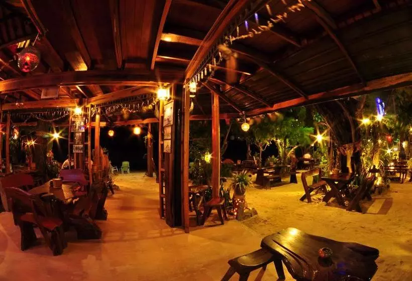 Отель Baia Baia Resort