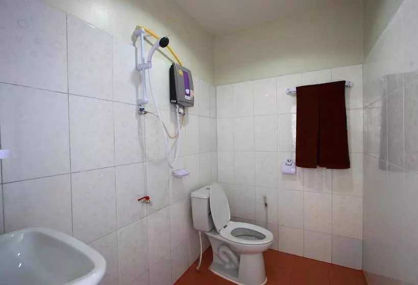 ホテル Baan Yuwanda Phuket Resort