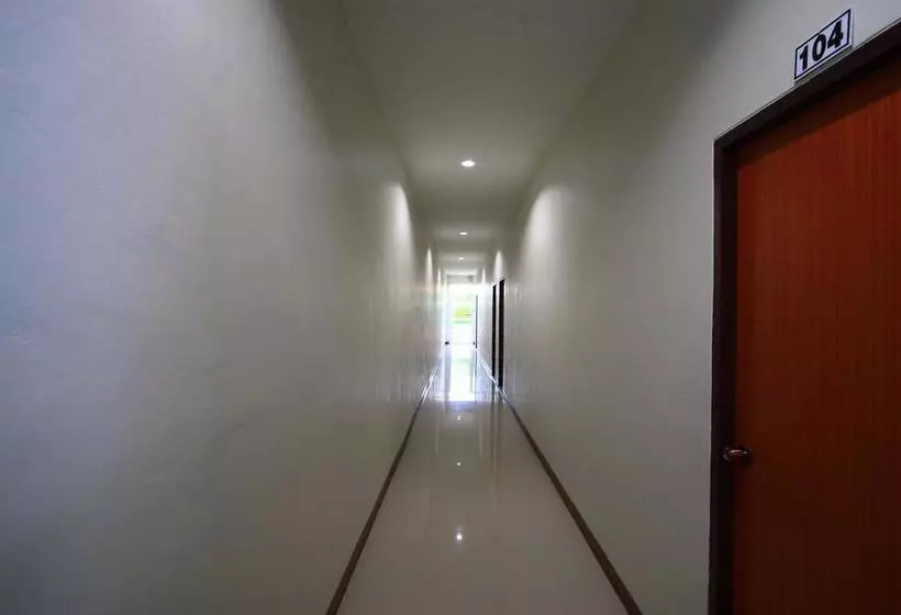 ホテル Baan Yuwanda Phuket Resort