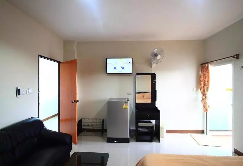 ホテル Baan Yuwanda Phuket Resort