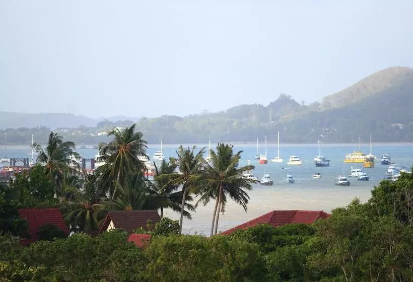 ホテル Baan Yuwanda Phuket Resort