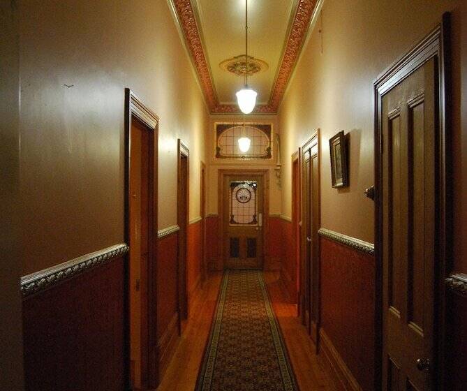 Hotel Barossa Dreams