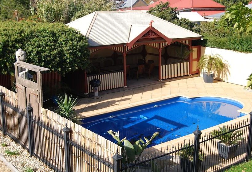 Hotel Barossa Dreams