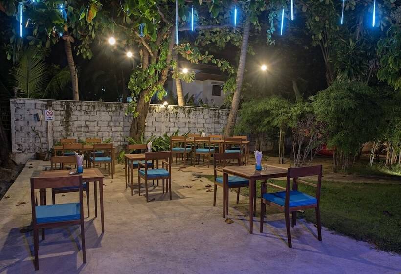 ホテル Blu' Beach Bungalows