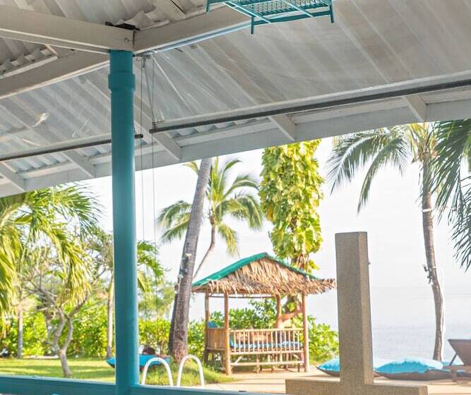 ホテル Blu' Beach Bungalows