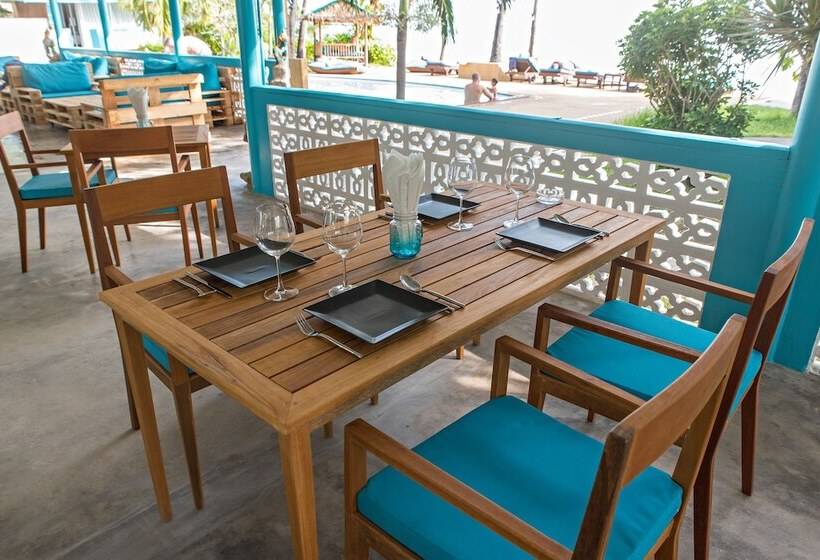 ホテル Blu' Beach Bungalows