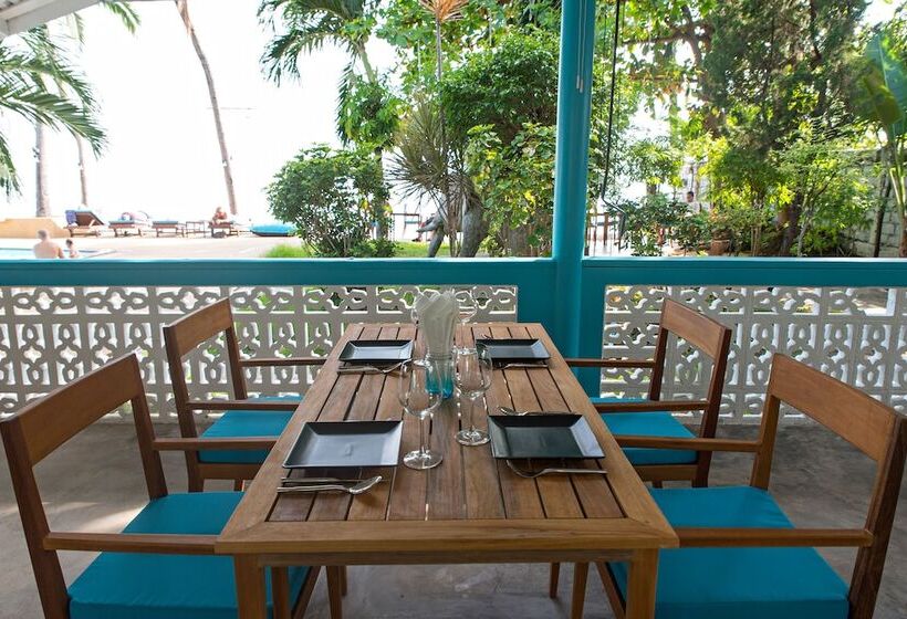 ホテル Blu' Beach Bungalows