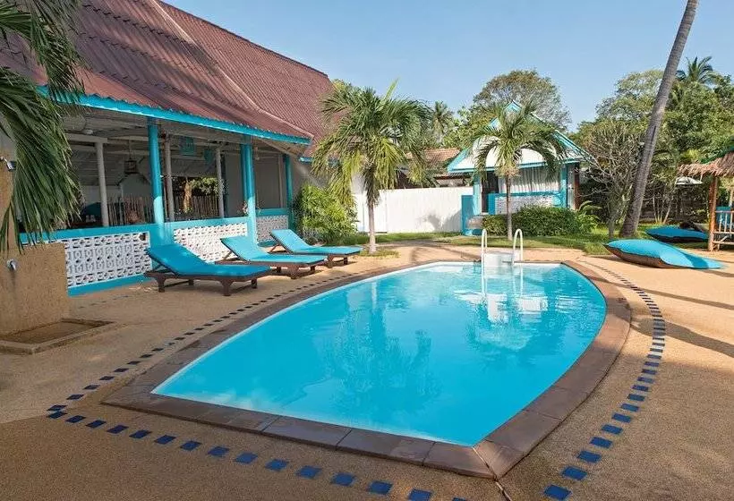 Отель Blu' Beach Bungalows