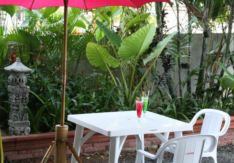 ホテル Bt Mansion