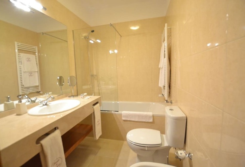 هتل Casa Da Portela De Sampriz