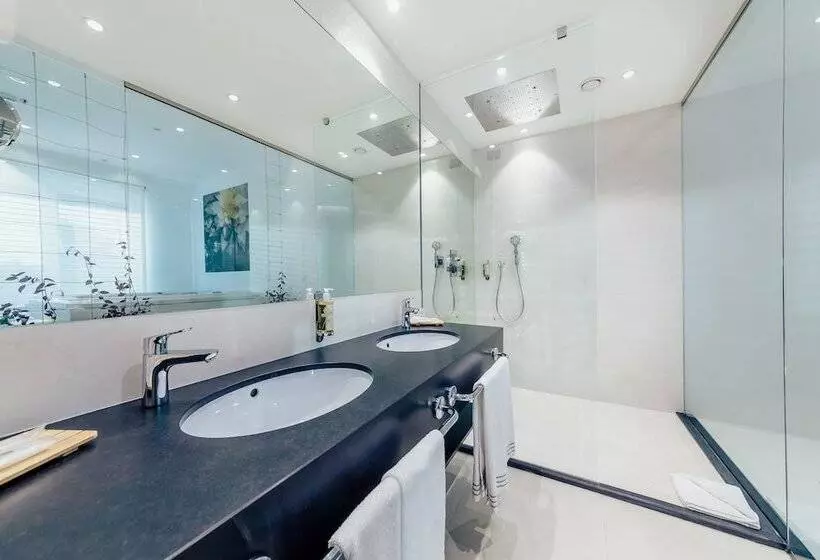 ホテル Diamante M