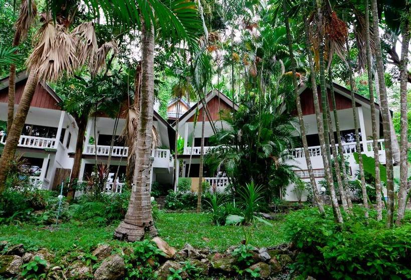 هتل Full Moon Beach Resort