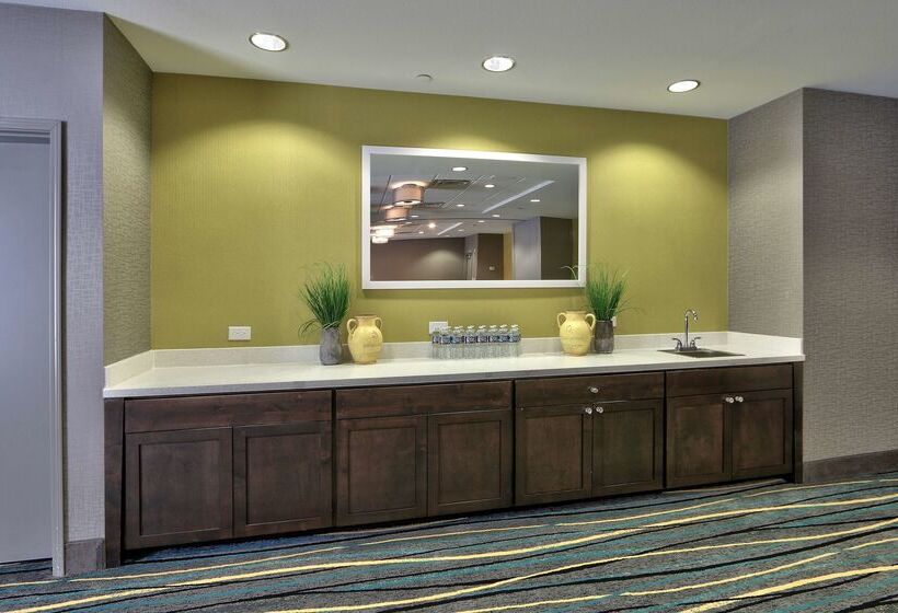 酒店 Hampton Inn & Suites Albuquerque Airport